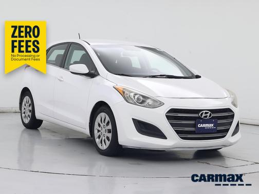 White 2016 Hyundai ELANTRA GT