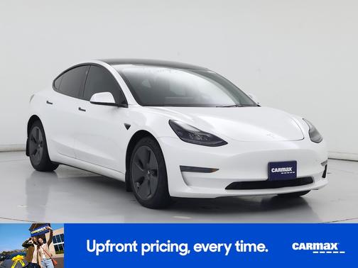 Pearl 2023 Tesla Model 3