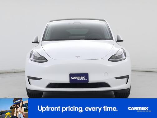 White 2023 Tesla Model Y Long Range