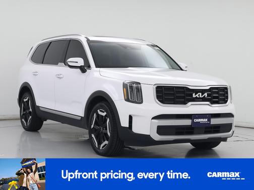 White 2024 Kia Telluride S