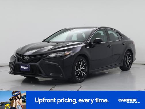 Black 2023 Toyota Camry SE