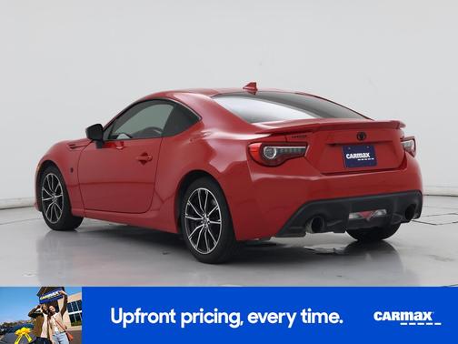 Red 2017 Toyota 86