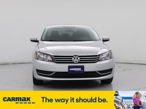 2014 Volkswagen Passat SE