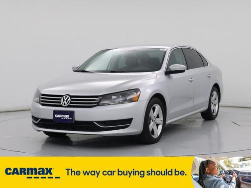 2014 Volkswagen Passat SE
