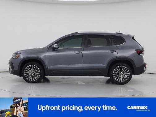 Gray 2025 Volkswagen Taos SE