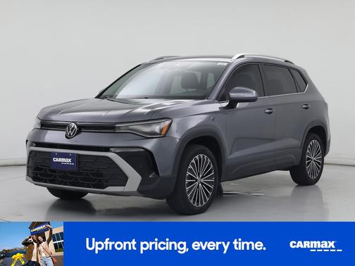 Gray 2025 Volkswagen Taos SE