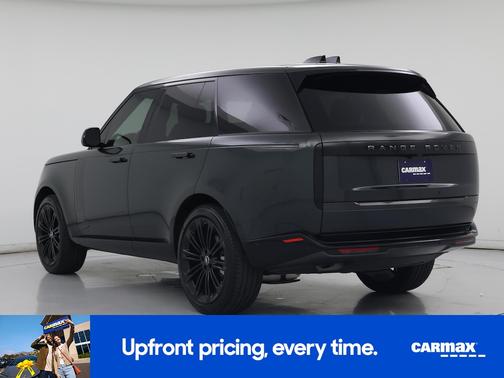 Black 2025 Land Rover Range Rover SE