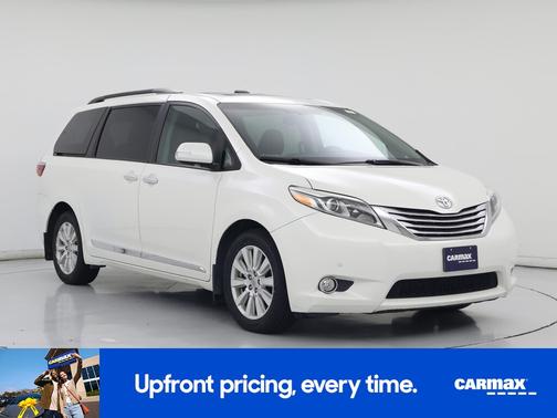 White 2017 Toyota Sienna Limited Premium