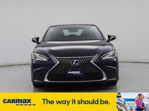 2020 Lexus ES 300h Luxury