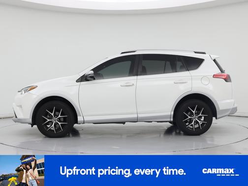 White 2016 Toyota RAV4 SE