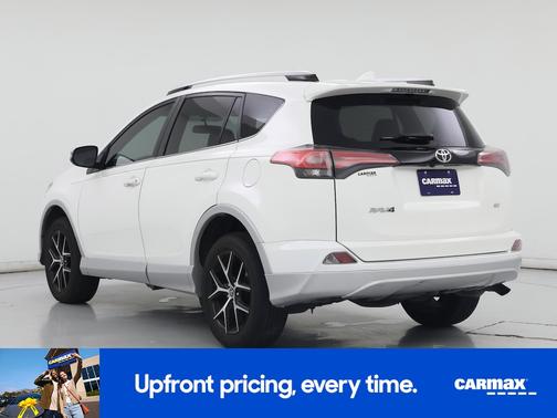 White 2016 Toyota RAV4 SE