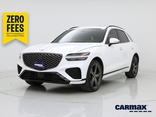White 2023 Genesis GV70