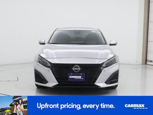 Silver 2023 Nissan Altima SL