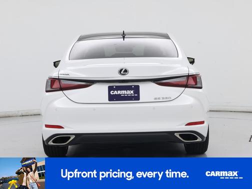 White 2025 Lexus ES 350