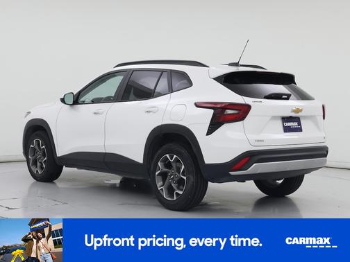 White 2025 Chevrolet Trax LT
