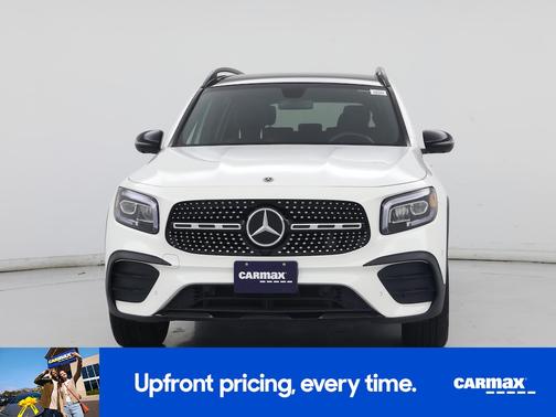 White 2022 Mercedes-Benz GLB 250