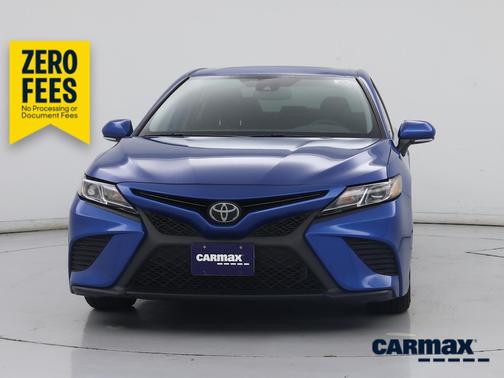 Blue 2019 Toyota Camry SE
