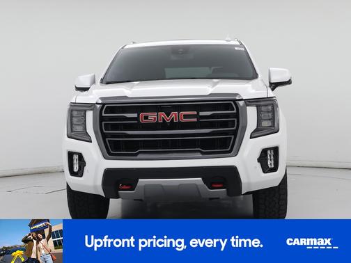 White 2023 GMC Yukon AT4