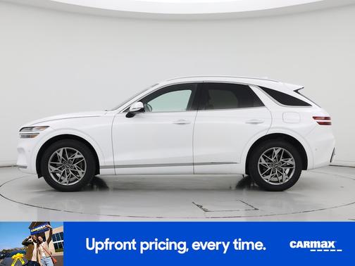 White 2022 Genesis GV70