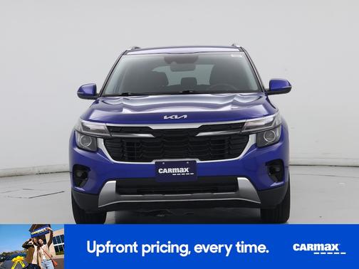 Blue 2025 Kia Seltos S