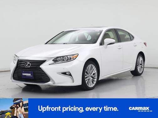 White 2016 Lexus ES 350