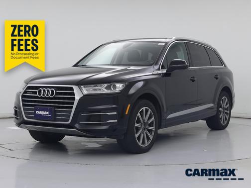 Black 2018 Audi Q7 Premium