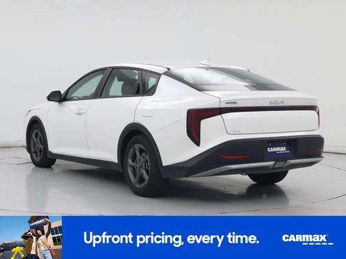 White 2025 Kia K4 LXS