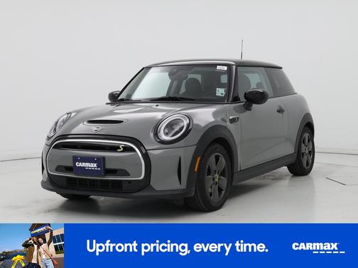 Gray 2023 MINI SE Hardtop SE