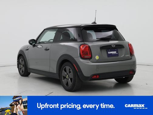 Gray 2023 MINI SE Hardtop SE