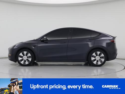 Gray 2024 Tesla Model Y Long Range