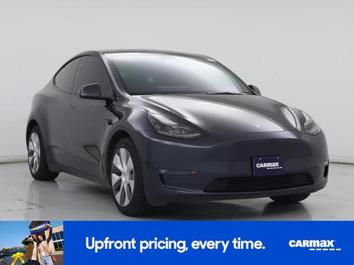 Gray 2024 Tesla Model Y Long Range