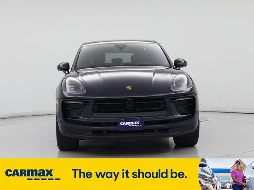 2022 Porsche Macan