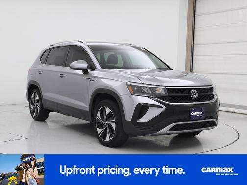 Silver 2024 Volkswagen Taos SE