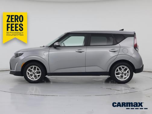 Gray 2025 Kia Soul LX