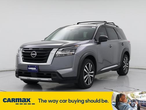 2023 Nissan Pathfinder Platinum