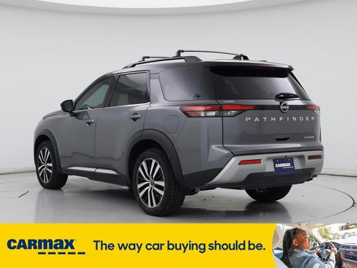 2023 Nissan Pathfinder Platinum