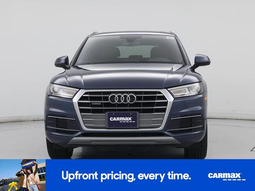 Gray 2018 Audi Q5 Premium