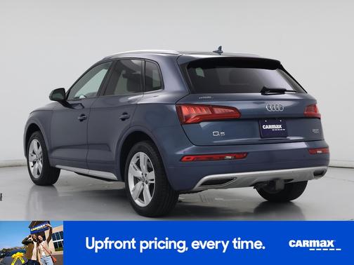 Gray 2018 Audi Q5 Premium