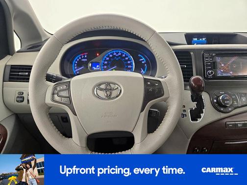 2014 Toyota Sienna XLE