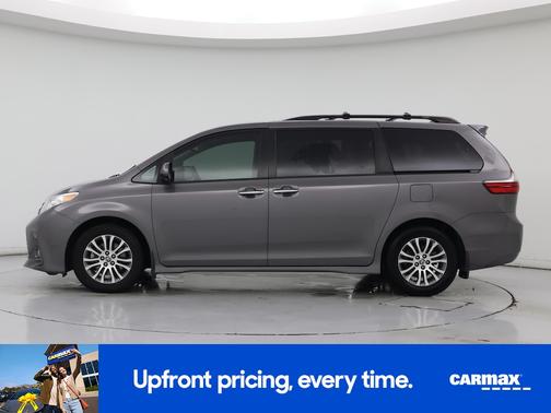 2020 Toyota Sienna XLE