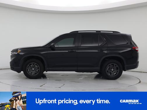 Black 2025 Honda Pilot Trailsport