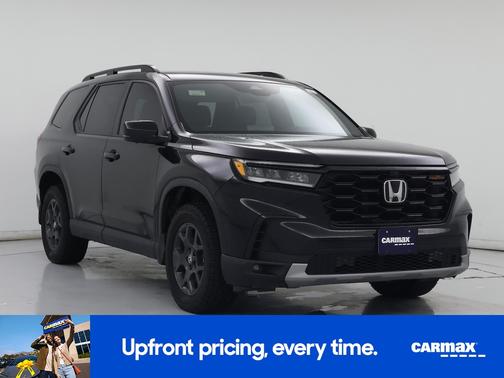 Black 2025 Honda Pilot Trailsport