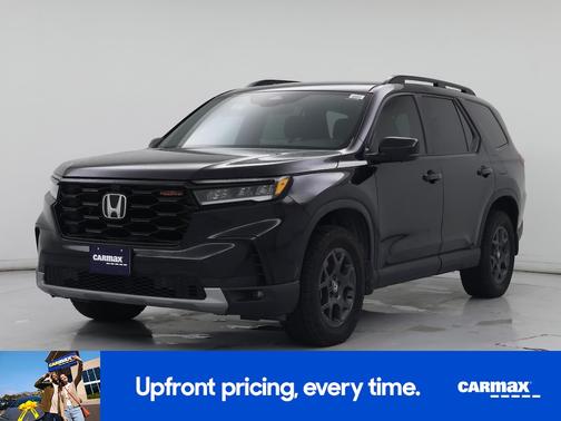 Black 2025 Honda Pilot Trailsport