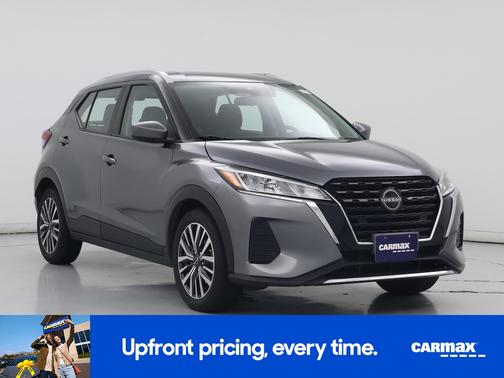 Gray 2022 Nissan Kicks SV