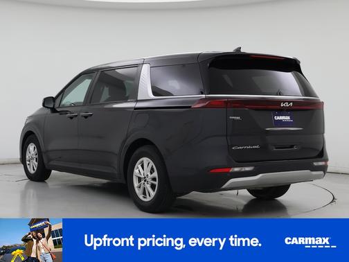 2022 Kia Carnival LX