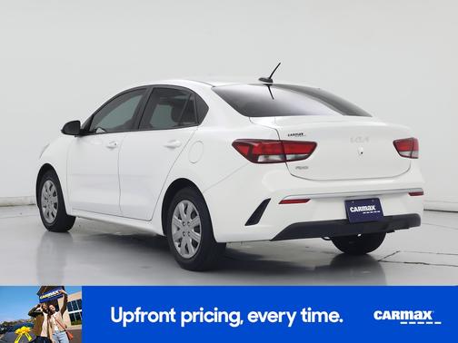 White 2023 Kia Rio LX