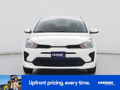 White 2023 Kia Rio LX