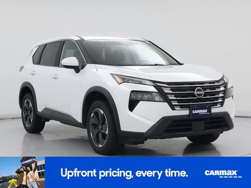 White 2025 Nissan Rogue SV