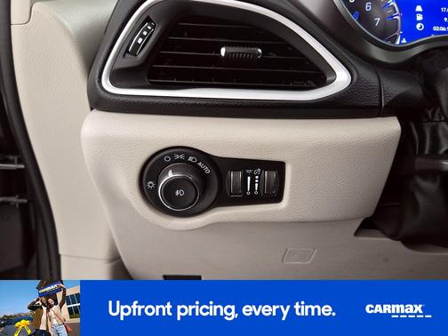 Gray 2023 Chrysler Pacifica Touring L