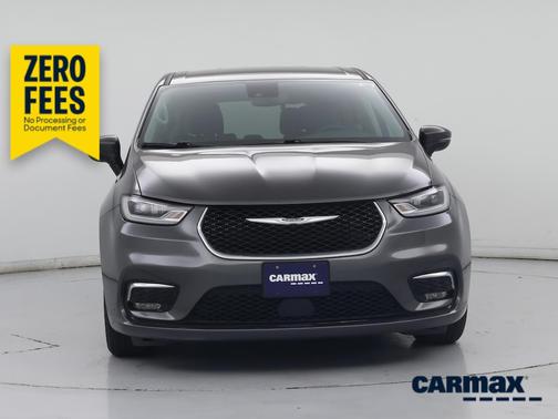 Gray 2023 Chrysler Pacifica Touring L